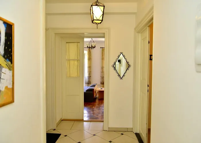 Charming 2 Min From The * 奥帕提亚