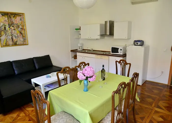 Charming 2 Min From The Апартаменти *